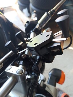 Yamaha FZ6N - 9