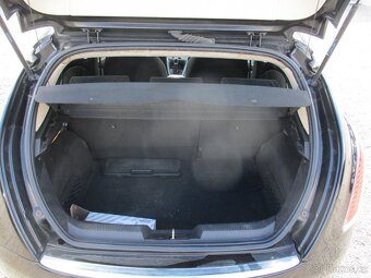 LANCIA DELTA 1,6JTD 88kw Oro bez koroze 12/2008 na díly nebo - 9