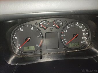 Prodám VW T4, 8 míst r.v. 1998 - 9