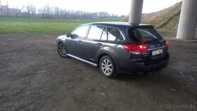 Subaru legacy 2.0d 4x4 R.v 2010 - 9