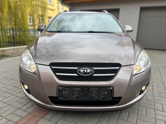KIA CEED 1.6 CRDI 85KW /1.MAJITEL - 9