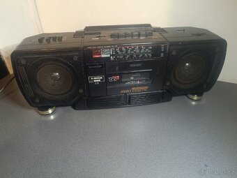 BOOMBOX SHARP 3× - 9