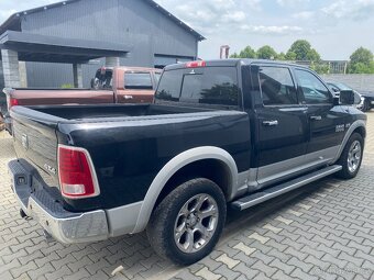 Dodge Ram 5.7 4x4 LARAMIE MOC HEZKY - 9