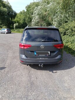 Volkswagen Touran 2.0 TDI - 9