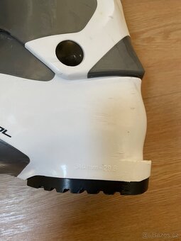 Lyžařské vybavení - 9