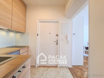 Pronájem luxusního vybaveného bytu 1+1 v Olomouci ul. Masary - 9