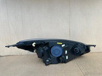 Ford Fiesta mk8 světlo - 9