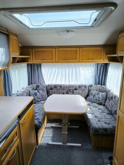 Karavan Knaus Azur 500 - francouzská postel, plynový bojler - 9