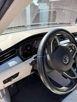 Volkswagen Passat - 9