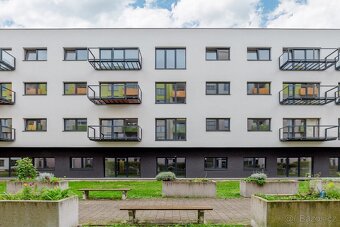 Pronájem bytu 2+kk/T 46 m² Arménská, Kladno - Kročehlavy - 9