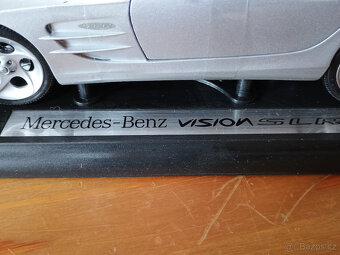 1:18 Maisto Dealer Edition - Mercedes-Benz Vision SLR (1999) - 9