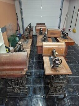 Starožitné šicí stroje - 9