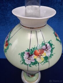 Skleněná, petrolejová lampa - 9