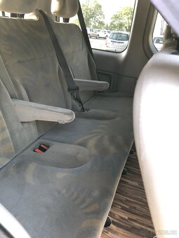 Renault Trafic 2,5 CDTi - 9