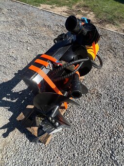 půdní vrták noví na smykovy nakladač - 9