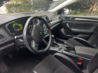 Renaul Megane manual 1.2  Benzín - 9