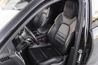 Predám Porsche Cayenne Turbo 4x4 A/T - 9