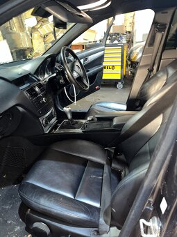 // Mercedes C220 CDI 125kw W204 combi //DÍLY - 9