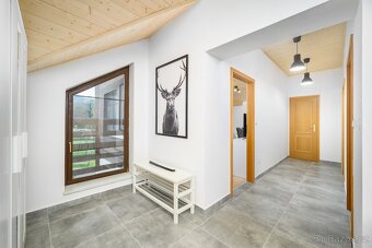 Prodej rodinného domu se 3 apartmány, 210 m2, Harrachov - 9