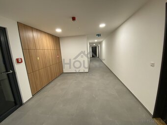 Nový byt 2+kk/B, 65 m2 + 6m2, Praha - Strašnice, ev.č. 00754 - 9