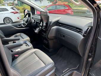 Hyundai Staria Koupeno v Čr 4x4 Tažné DPH - 9