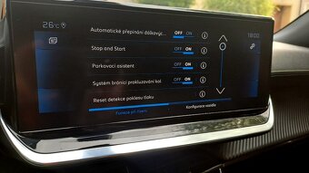 Peugeot 2008 GT Line, 130 EAT8 - 9