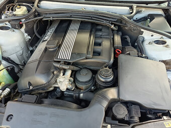 Bmw e46 330Ci cabrio VEŠKERÉ DÍLY Z VOZU - 9