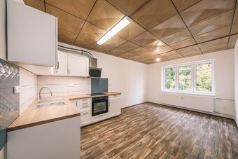 Byt 2+1 v centru Žamberka, 71m2, po rekonstrukci - 9