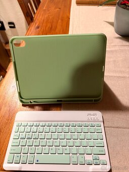 Magic Kayboard na IPad - 9