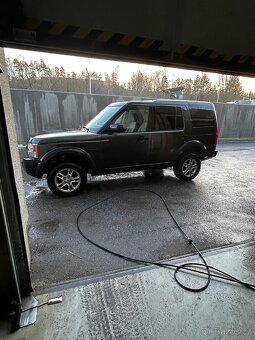 2× Discovery 3 2.7 TDV6 - 9