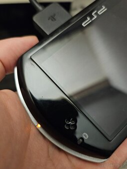 PSP Go - 9