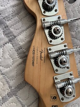 SLEVA Vintage Modified Jaguar Bass Red Special PJ snímače - 9