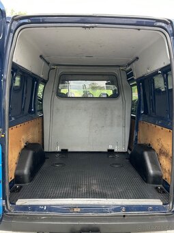 Ford Transit L2H2 5míst - 9