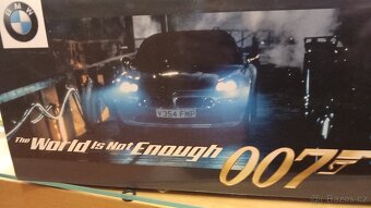 1:18 bmw z8 007 - 9