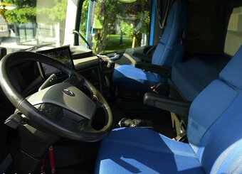 Volvo FH500 6x2 Pusher - tahač návěsů - 9
