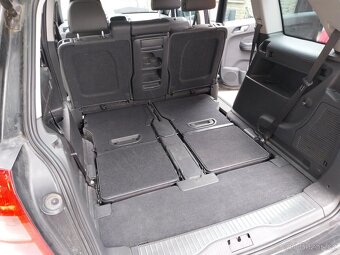 Opel Zafira 1,7 nafta, 7 míst - 9