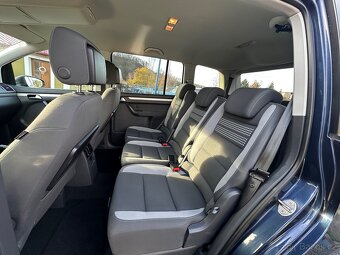Vw Touran Life TSI 7místné TOP STAV - 9