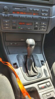 BMW E46 320d Touring automat – pojízdné – - 9