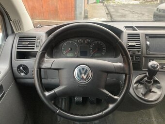 VOLKSWAGEN CARAVELLE T5 2,5TDi - 9