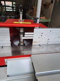 Spodní frézka TOS - 9