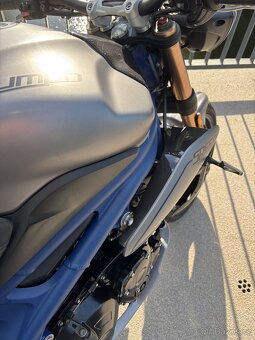 Triumph Speedtriple 1050 SE - 9