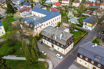 Prodej bytu 2+1, 66 m², Nový Bor, ul. Palackého náměstí - 9