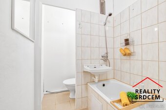 Prodej bytu v os. vlast. 1+1/38 m2 na ul. Nedbalova, Karviná - 9