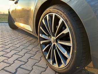 Škoda Superb 3 Combi 2.0TDI 140kW Laurin & Klement - 9