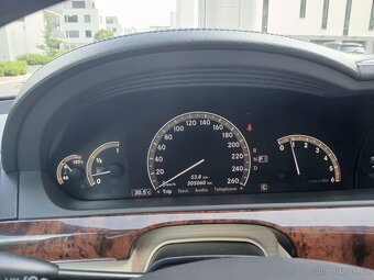 Mercedes Benz S-Class Long - 9