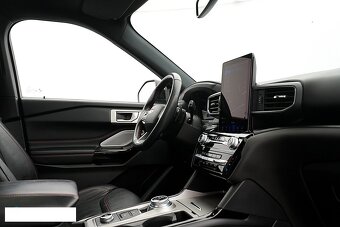 Ford Explorer Plug-In Hybrid ST 7 míst AWD rok 2022 - 9