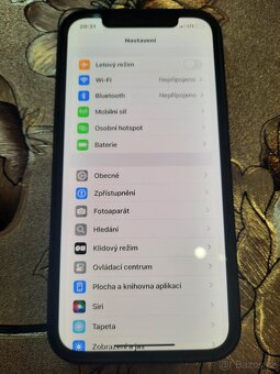 iPhone 12 - 9