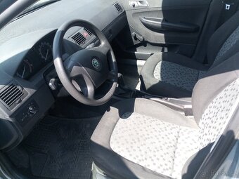 Prodám Škoda Fabia Combi 1.2 HTP, - 9