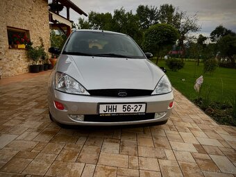 Ford Focus 1,6 16V 32 000 KM - 9