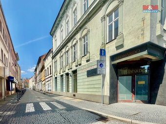 Pronájem kavárny, pizzerie, 107 m², Chomutov, ul. Ruská - 9